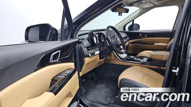 Kia Canival 2022 — photo 13