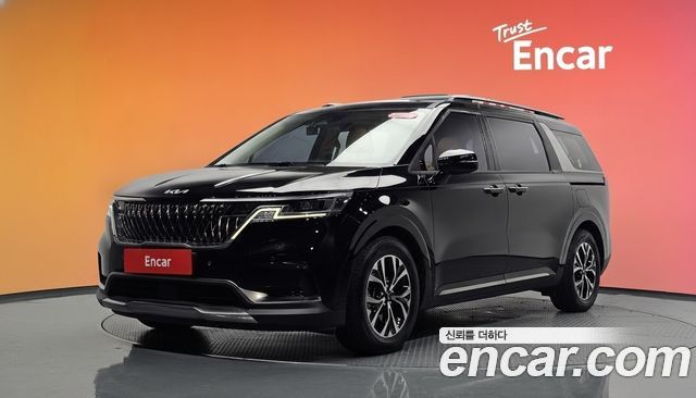 Kia Canival 2022 — photo 1