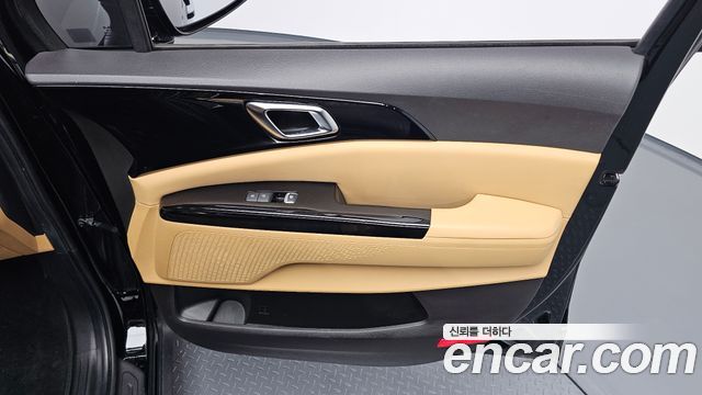 Kia Canival 2022 — photo 14