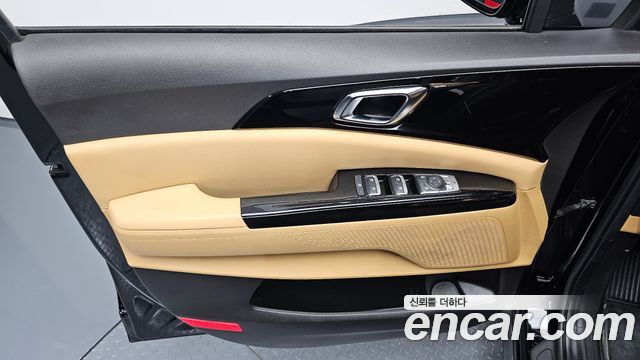 Kia Canival 2022 — photo 15