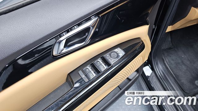 Kia Canival 2022 — photo 35