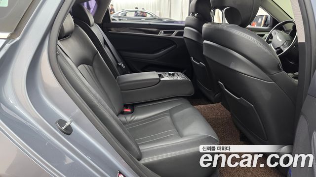 Hyundai Genesis 2015 — photo 12