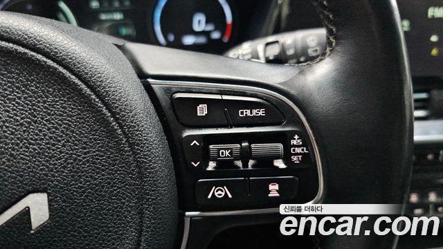 Kia Niro 2023 — photo 23