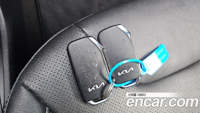 Kia Niro 2023 — photo 25