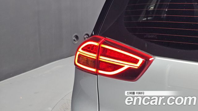 Kia Niro 2023 — photo 9
