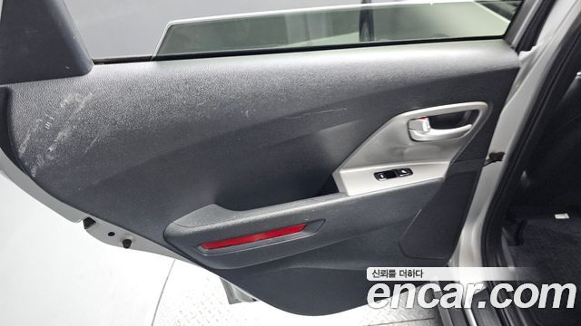Kia Niro 2023 — photo 15