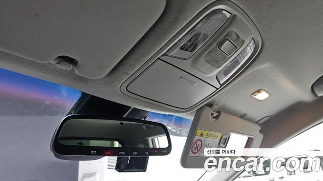 Kia Niro 2023 — photo 27