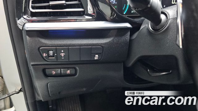 Kia Niro 2023 — photo 28