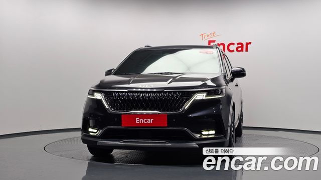 Kia Canival 2022 — photo 3