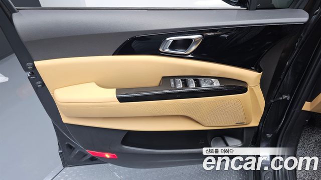 Kia Canival 2022 — photo 15