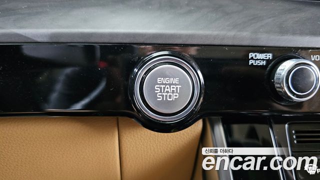 Kia Canival 2022 — photo 27