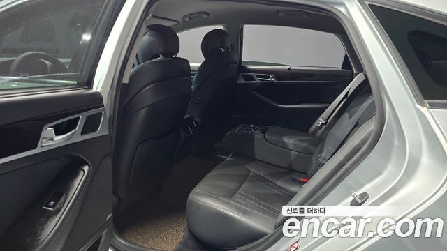 Hyundai Genesis 2015 — photo 18