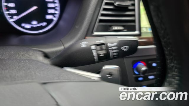 Hyundai Genesis 2015 — photo 26