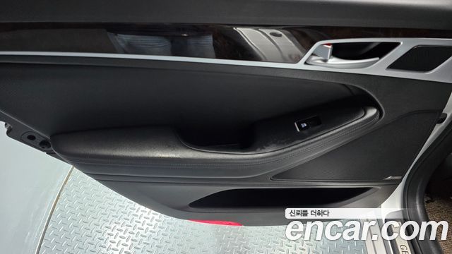 Hyundai Genesis 2015 — photo 15