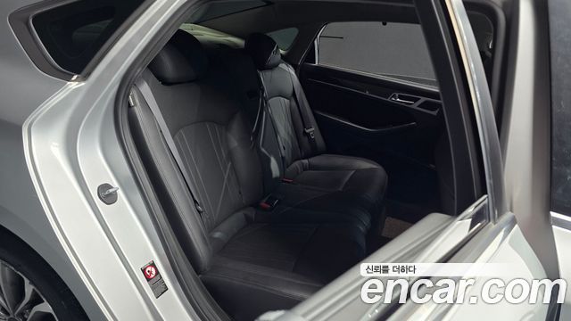 Hyundai Genesis 2015 — photo 16