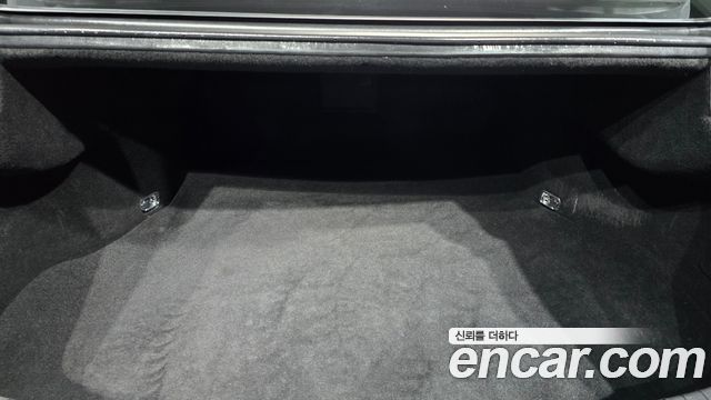 Hyundai Genesis 2015 — photo 31