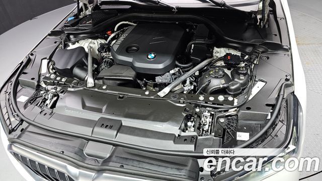 BMW 5-Series 2024 — photo 6