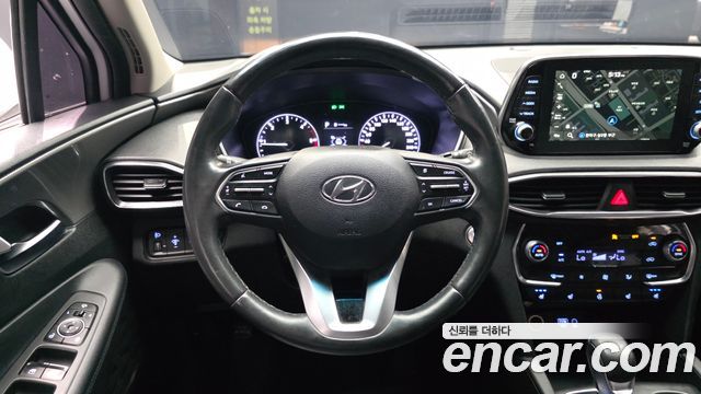Hyundai Santafe 2019 — photo 13