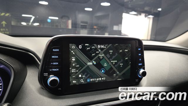 Hyundai Santafe 2019 — photo 15