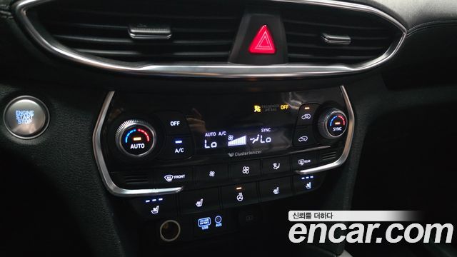 Hyundai Santafe 2019 — photo 18