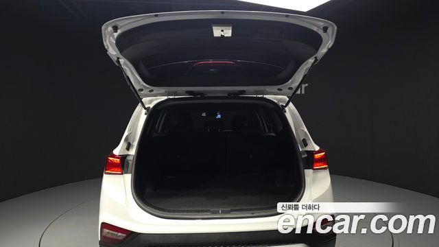 Hyundai Santafe 2019 — photo 20