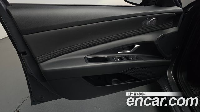 Hyundai AVANTE 2025 — photo 14