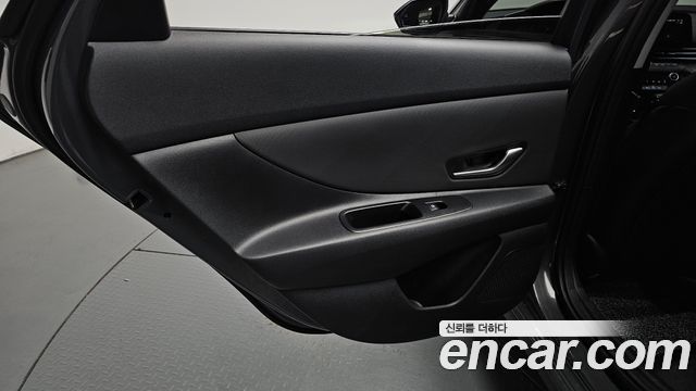 Hyundai AVANTE 2025 — photo 15
