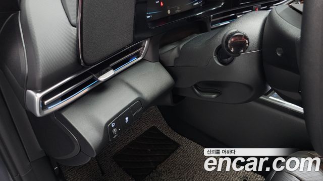 Hyundai AVANTE 2025 — photo 29