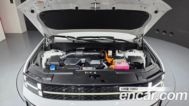 Hyundai Santafe 2025 — photo 6