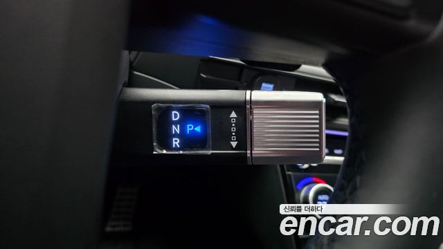 Hyundai Santafe 2025 — photo 12