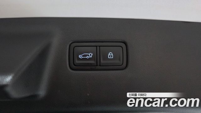 Hyundai Santafe 2025 — photo 25