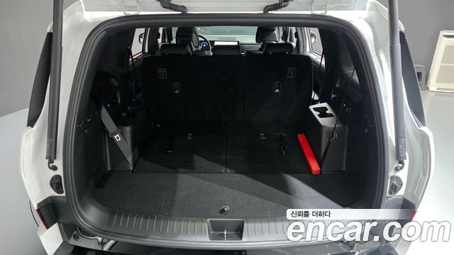 Hyundai Santafe 2025 — photo 26