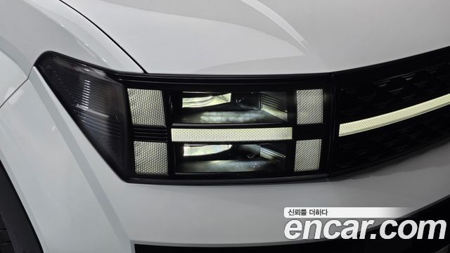 Hyundai Santafe 2025 — photo 8