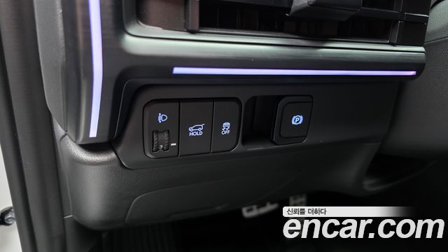 Hyundai Santafe 2025 — photo 28