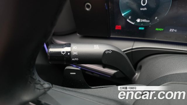 Hyundai Santafe 2025 — photo 39