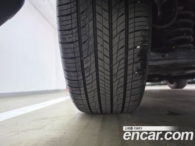 Hyundai Santafe 2025 — photo 42