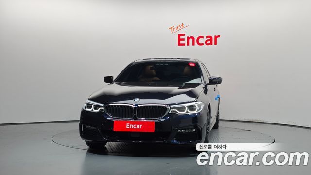 BMW 5-Series 2018 — photo 3