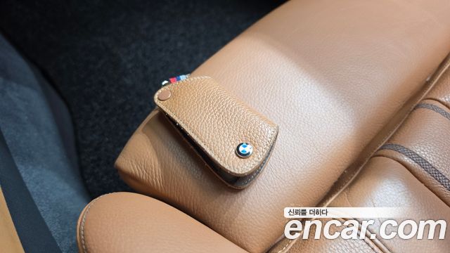 BMW 5-Series 2018 — photo 22