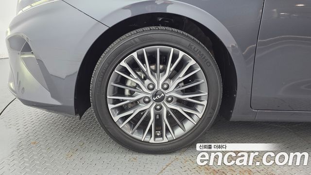 Kia K3 2022 — photo 5
