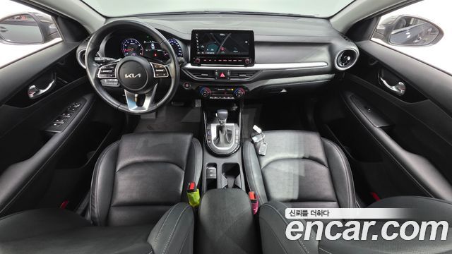 Kia K3 2022 — photo 10
