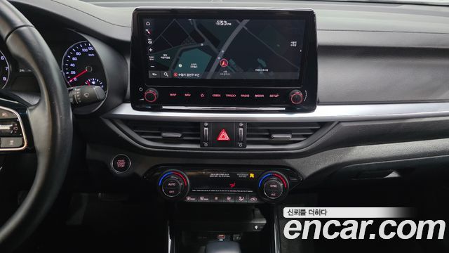 Kia K3 2022 — photo 19