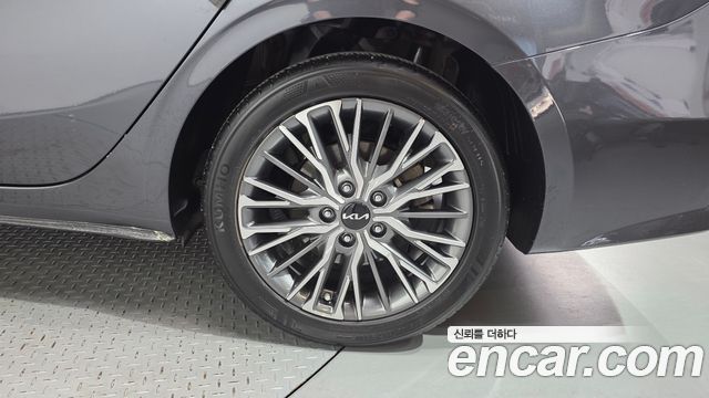 Kia K3 2022 — photo 7
