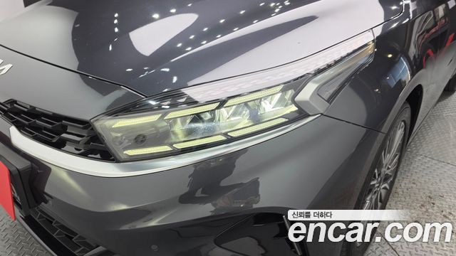 Kia K3 2022 — photo 8