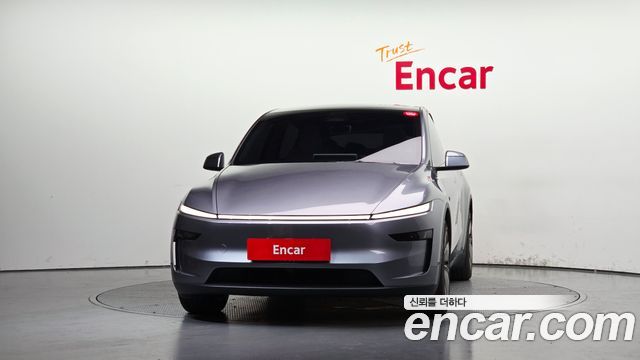 Tesla Model Y 2025 — photo 3