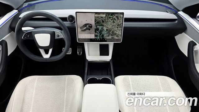 Tesla Model Y 2025 — photo 10