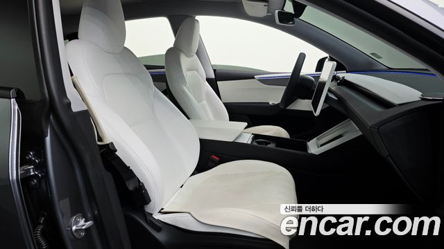 Tesla Model Y 2025 — photo 18