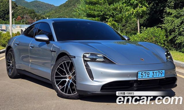 Porsche Taycan 2022 — photo 5
