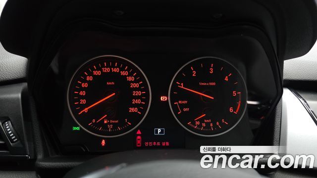 BMW 2-Series 2016 — photo 11
