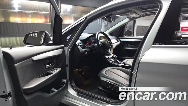 BMW 2-Series 2016 — photo 13