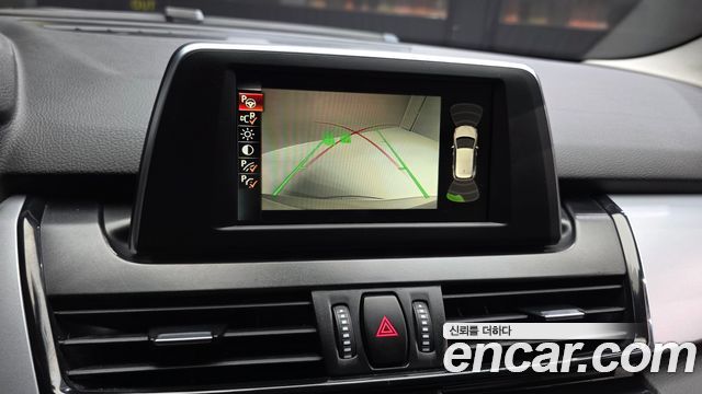 BMW 2-Series 2016 — photo 22
